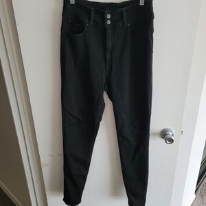 🎉Fashion Nova Black High-Waisted Pants